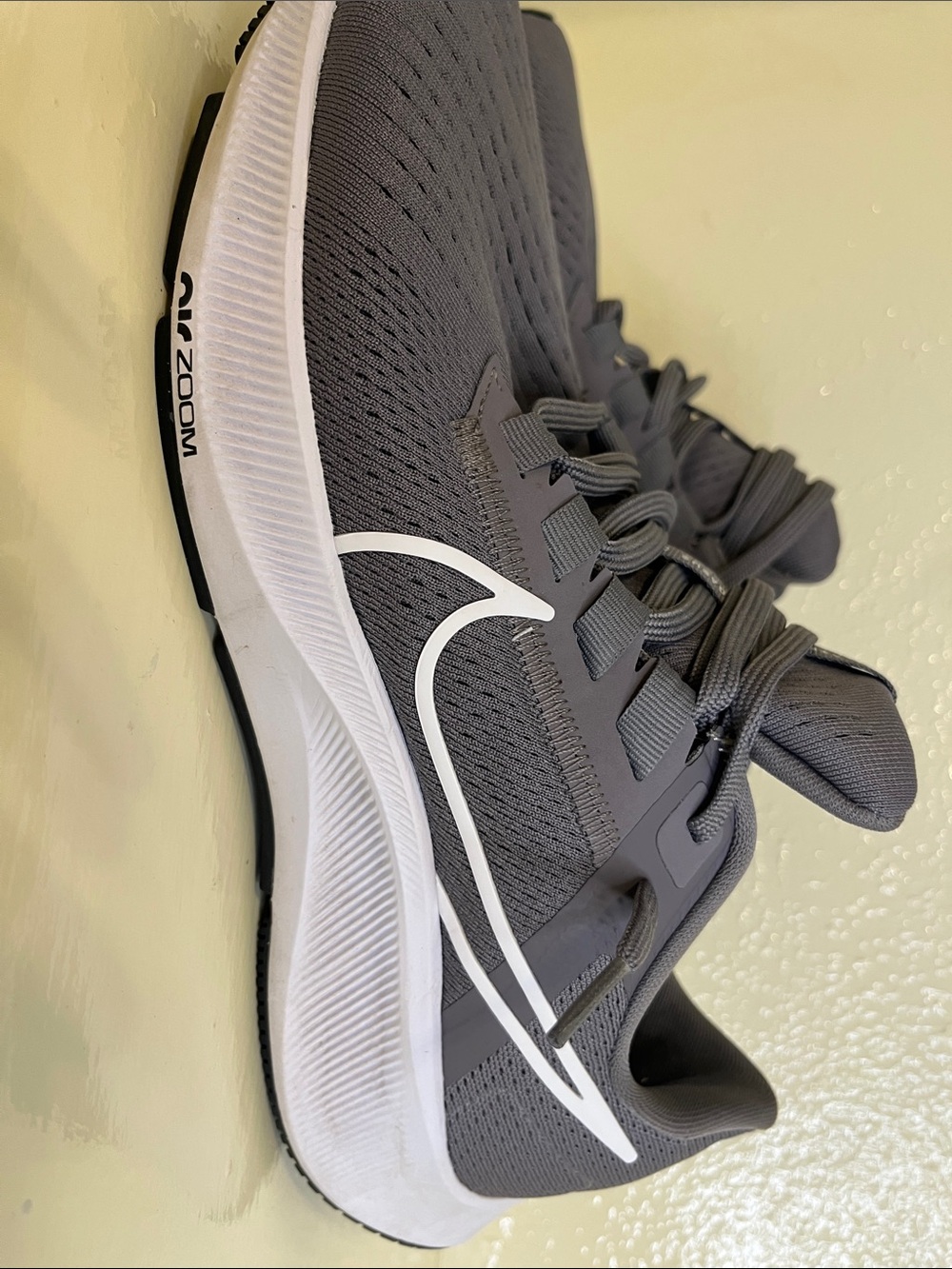 Nike Air Zoom Pegasus 38, women’s sz9.
Grey & White. - Picture 3 of 12